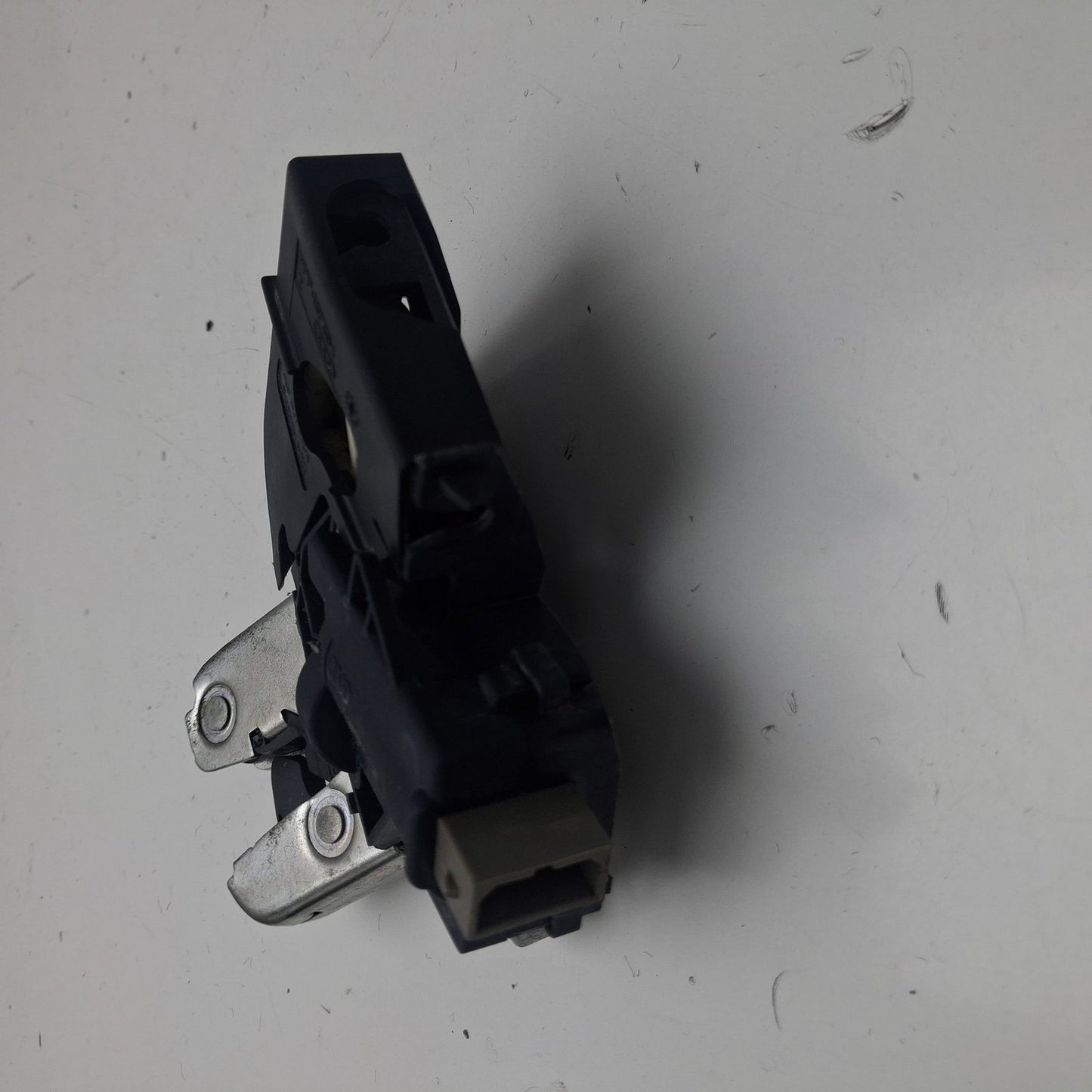 Audi A4 Trunk Lock Actuator Motor Rear 4F5827505 Used