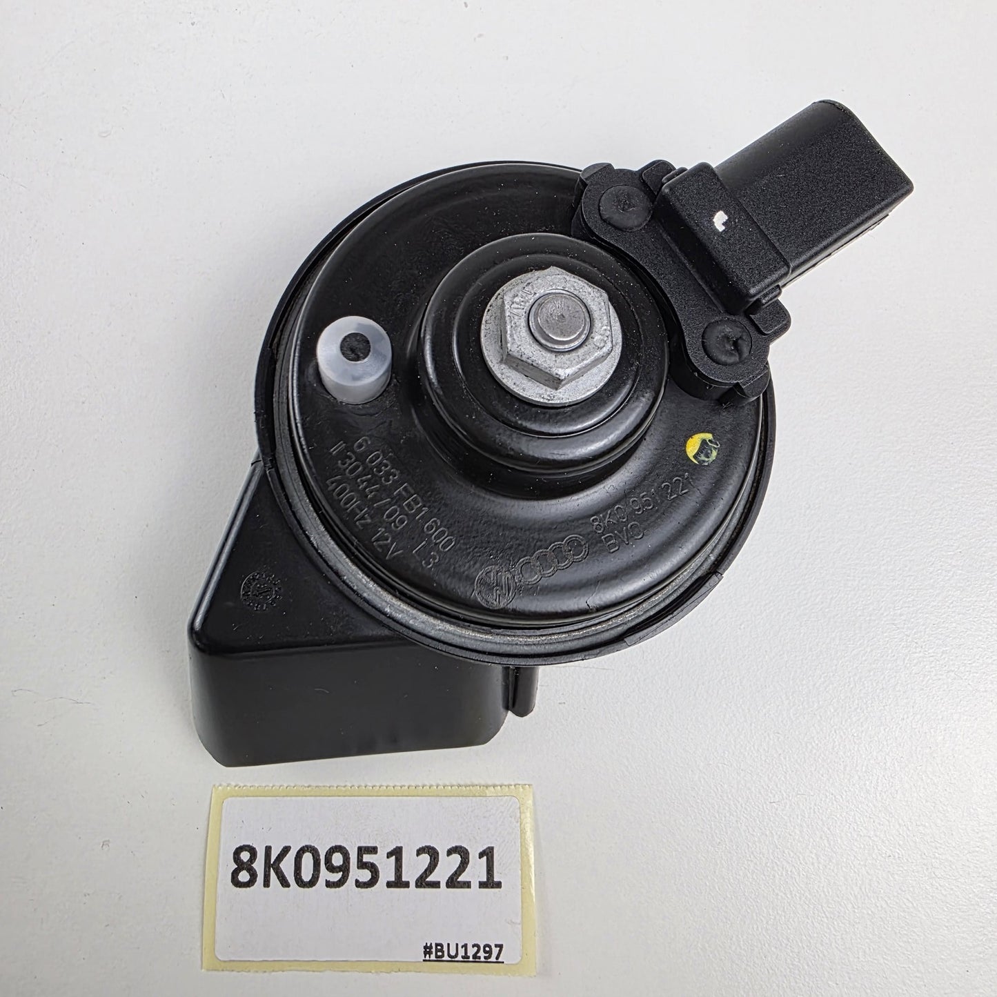 2008-2017 Audi Q5 Low Note Horn 8K0951221