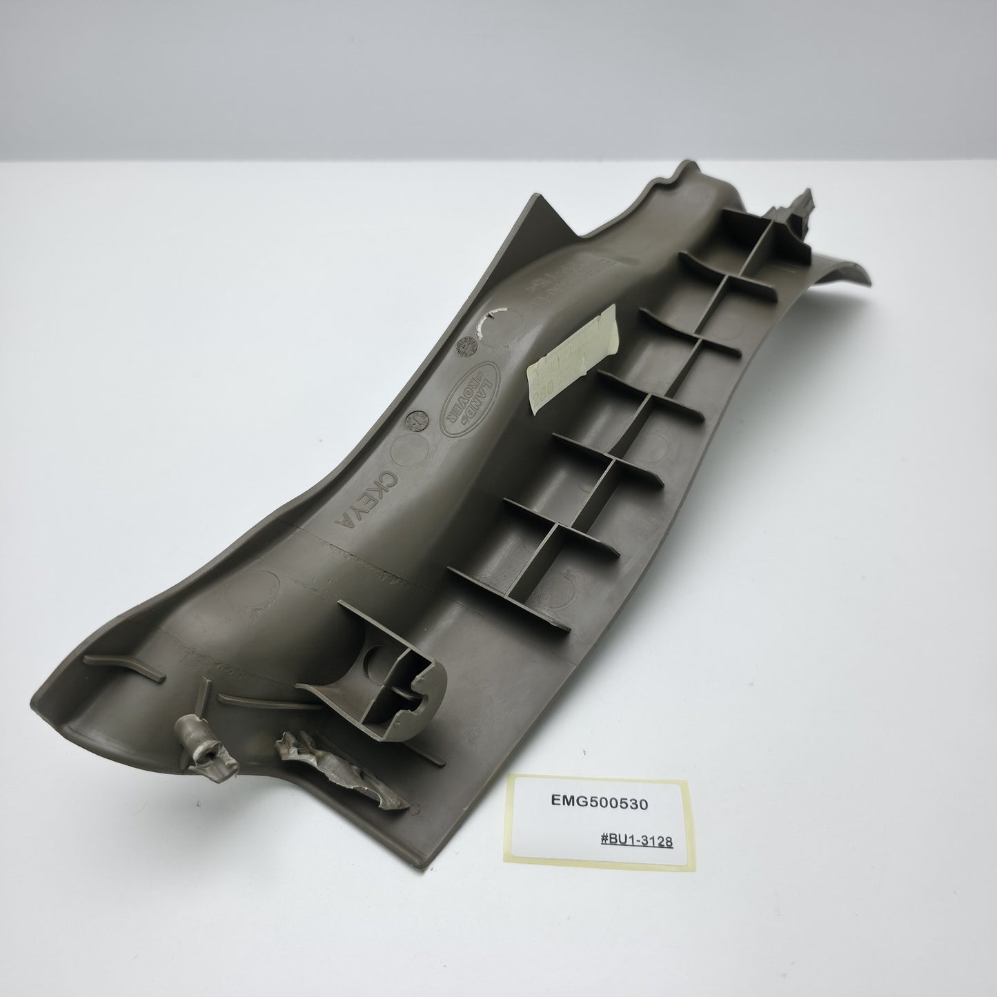 2006 Land Rover Discovery 3 LOAD SPACE SIDE PANEL EMG500530