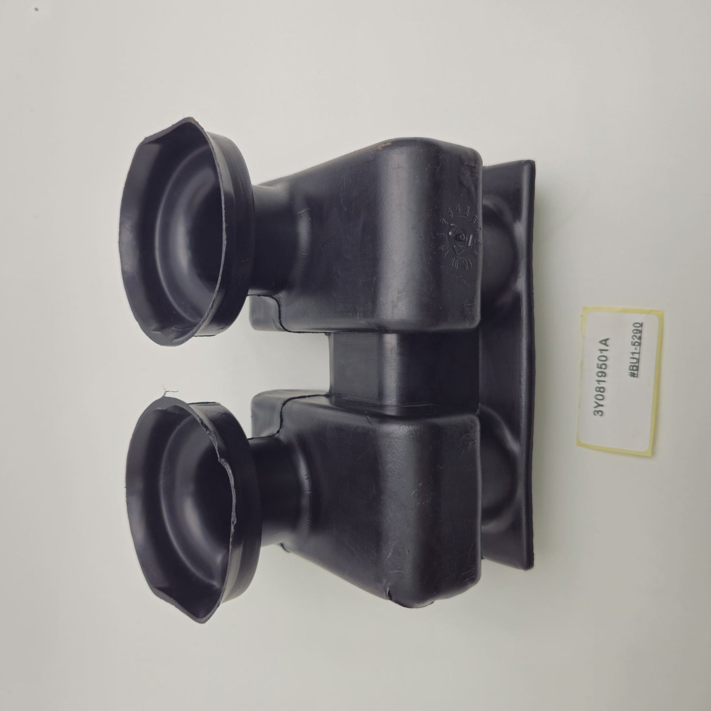 2010-2020 Bentley Mulsanne Fresh Air Duct 3Y0819501A
