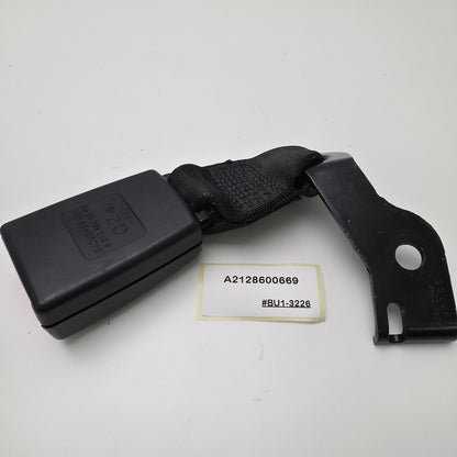 2010-2016 Mercedes-Benz CLS Seat Belt Buckle Right & Middle Rear A2128600669