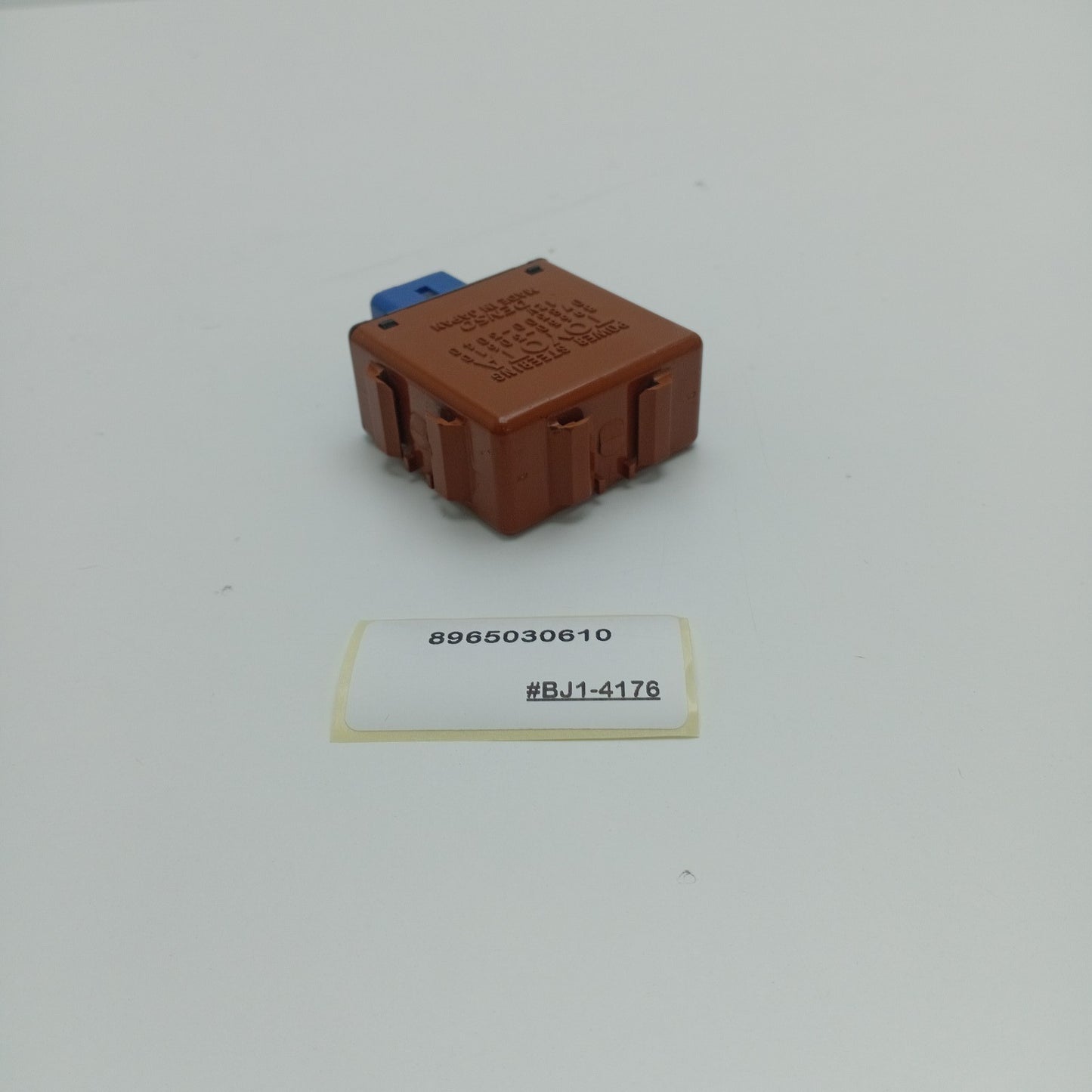 2002-2005 Lexus GS430 POWER STEERING CONTROL MODULE 8965030610