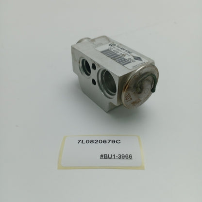 2008 Porsche Cayenne A/C EXPANSION VALVE 7L0820679C