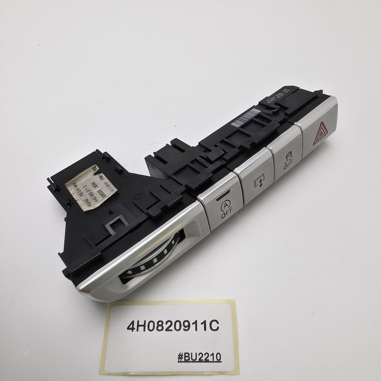 2011-2018 Audi A8 Dashboard Air Vent Adapter 4H0820911C