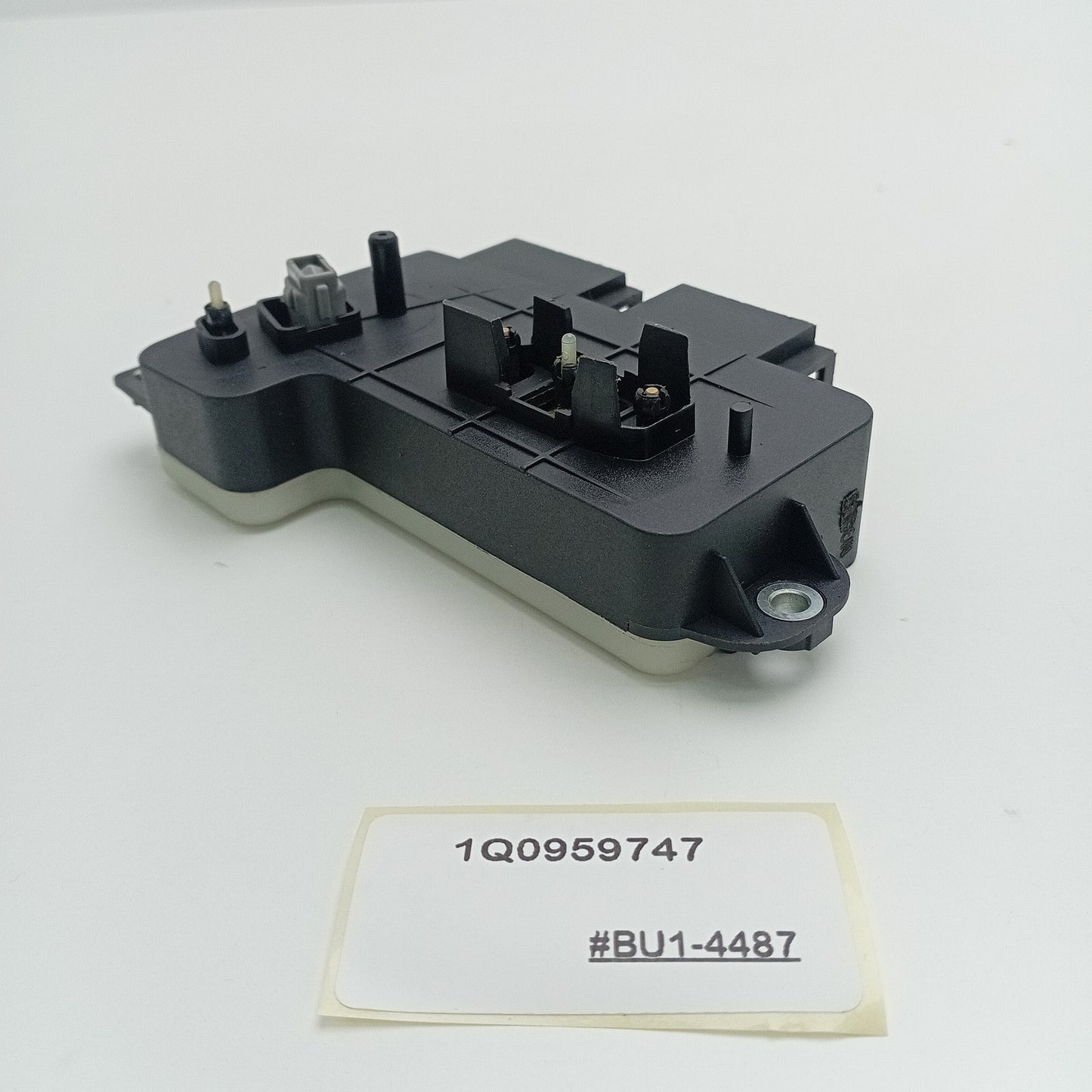 2007-2016 Volkswagen Eos Power Seat Switch 1Q0959747