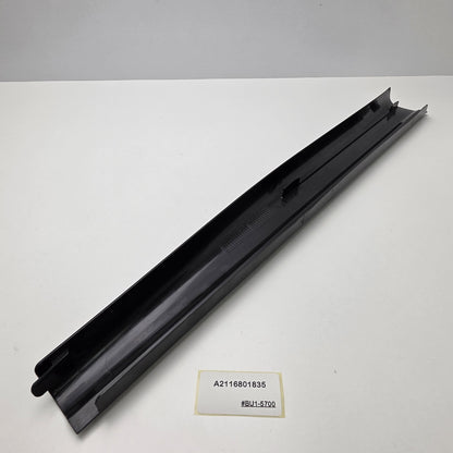 2002-2009 Mercedes-Benz E-Class Front Right Door Sill Entry Trim A2116801835