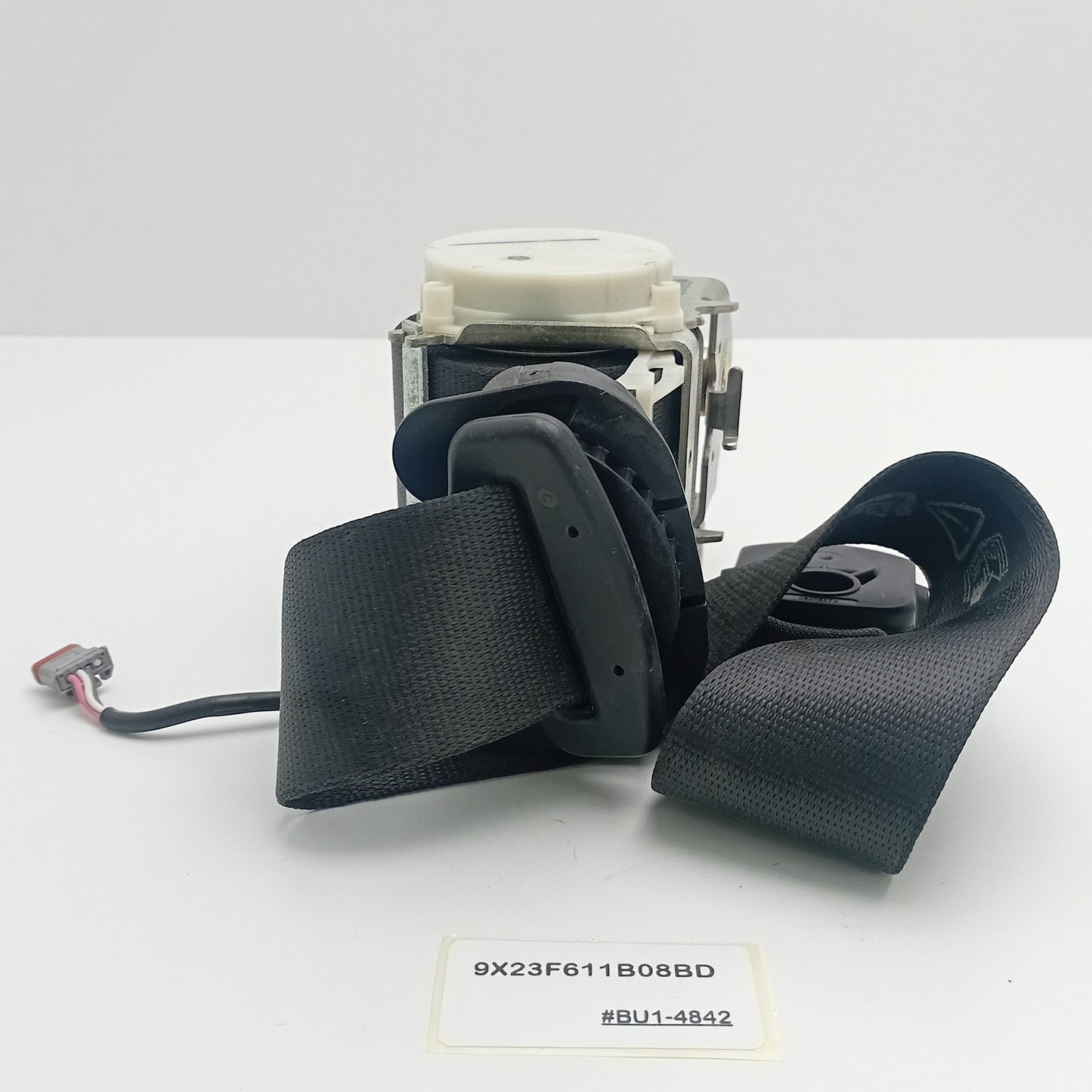2009-2015 Jaguar XF Front Right Side Seat Belt Retractor 9X23F611B08BD