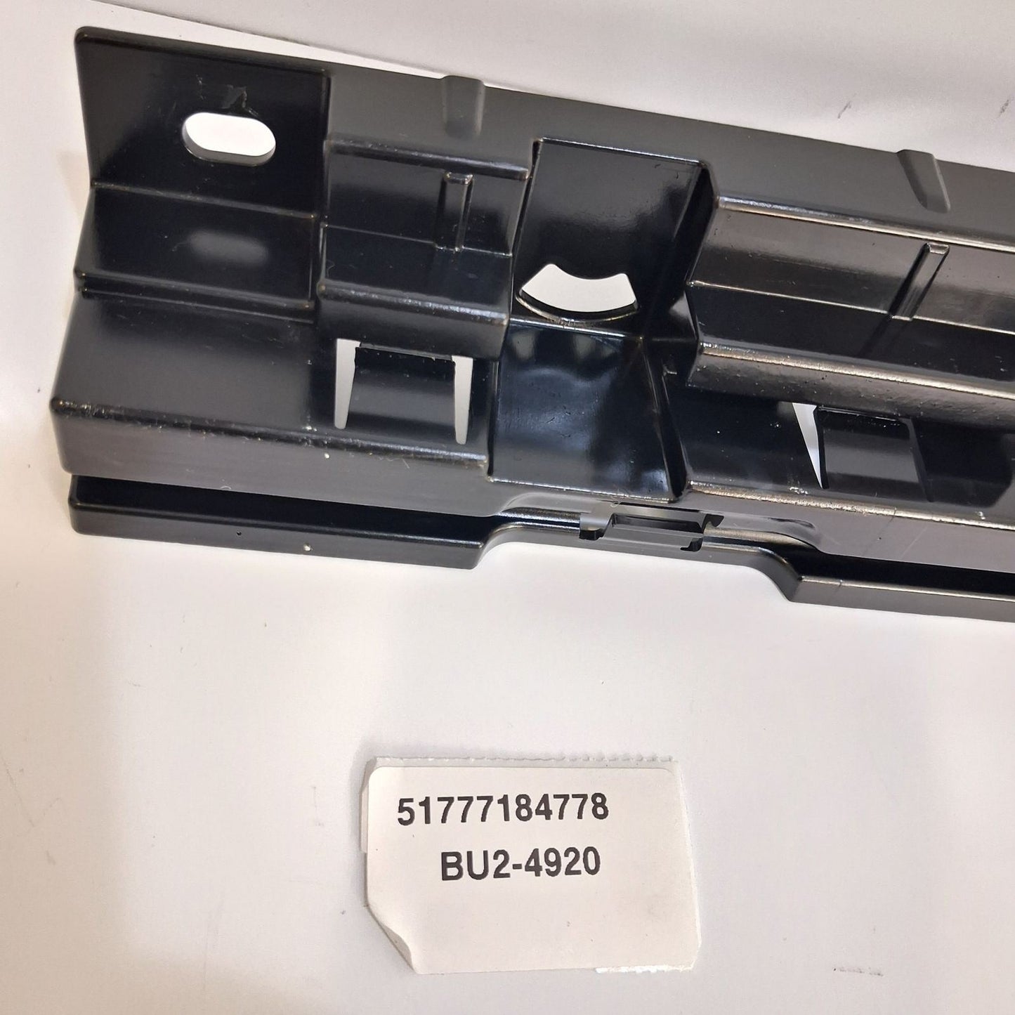 2011-2016 BMW 550iX Front Right Rocker Panel Mount Strip 51777184778