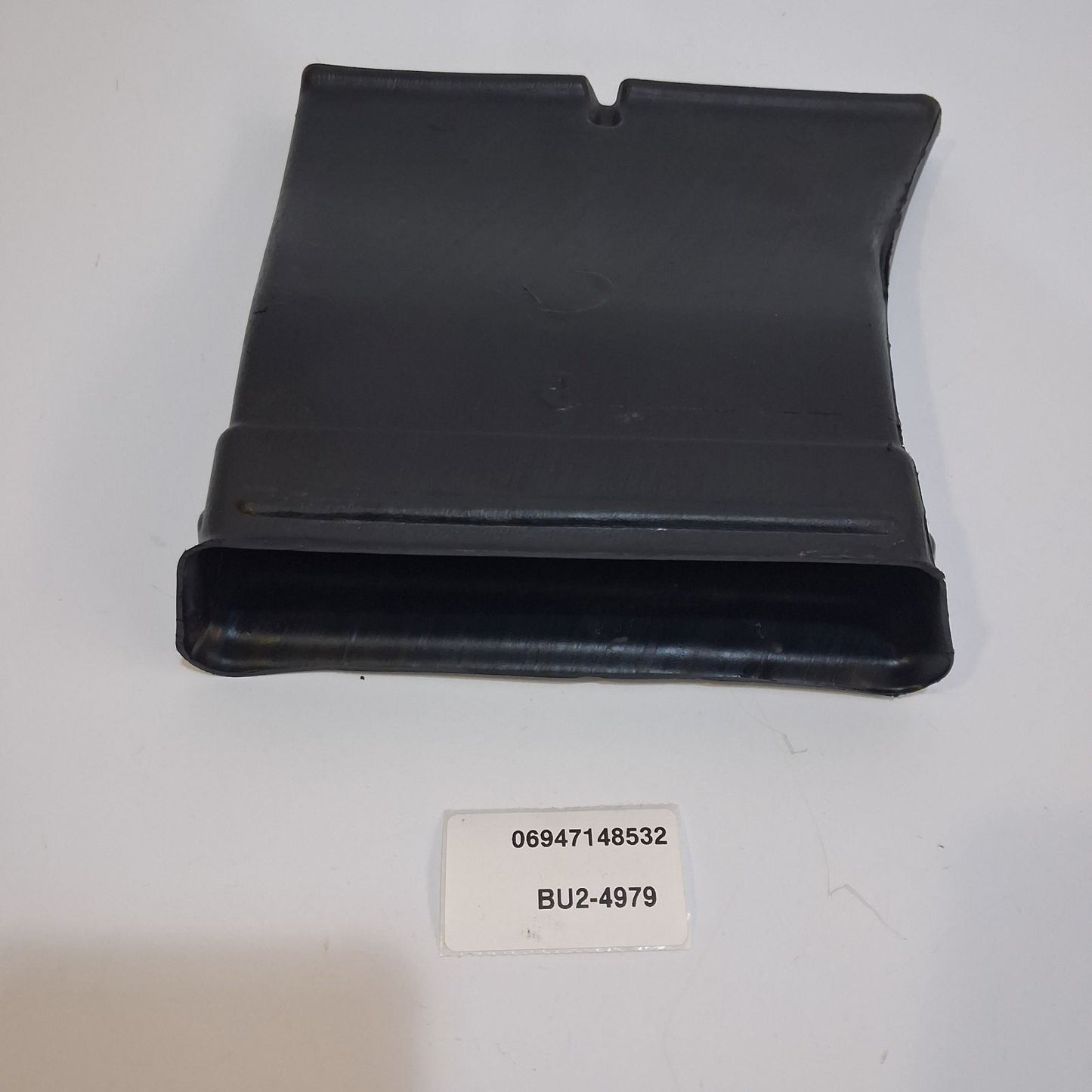 2006-2013 BMW X6 Cabin Air Duct Channel 06947148532