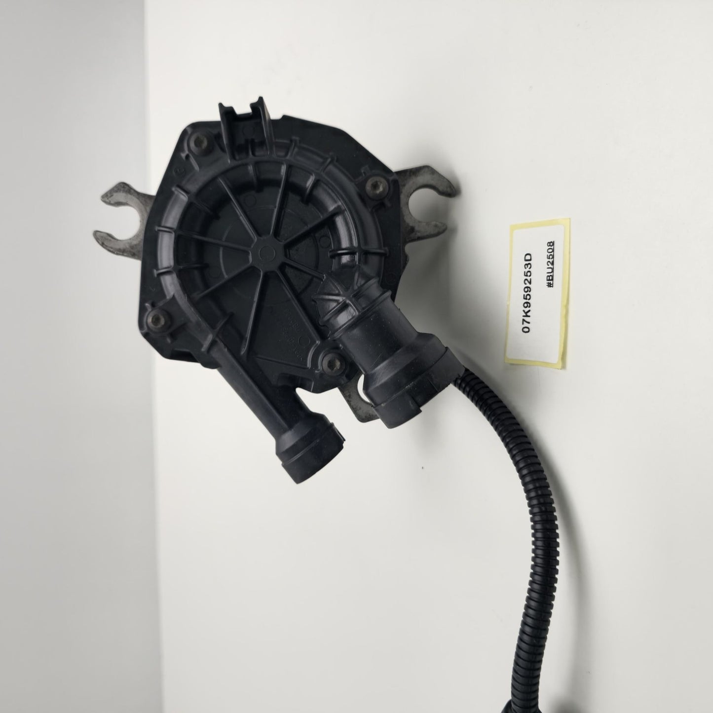 2009-2018 Audi A6 Secondary Air Injection Pump Right 07K959253D