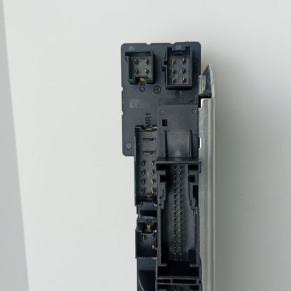 2002-2005 Mercedes-Benz W220 Right Front Fuse Relay Box SAM Module A0325458332