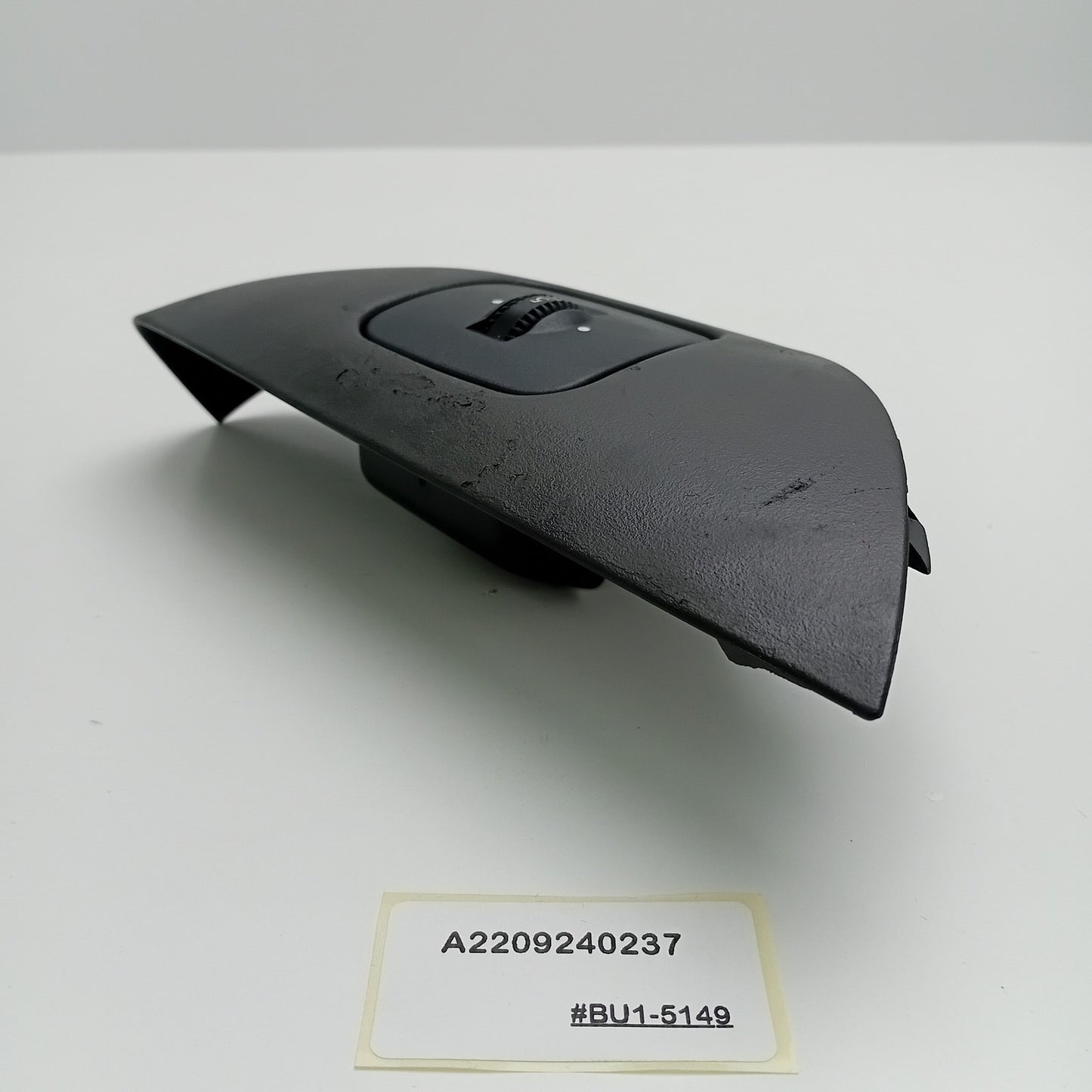 2001-2006 Mercedes-Benz S-Class REAR SEAT TRIM COVER A2209240237