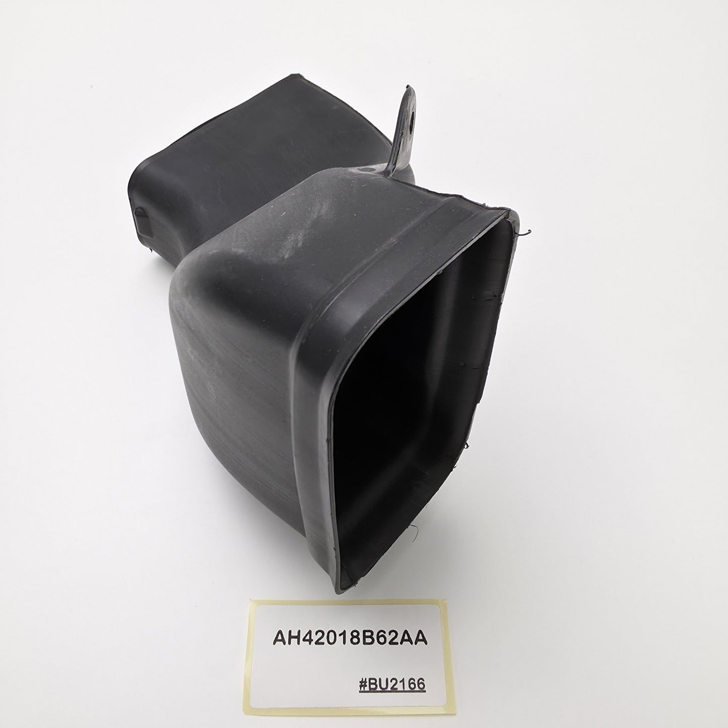 2012-2022 Land Rover Range Rover IV (LG) Air Intake Duct AH42018B62AA