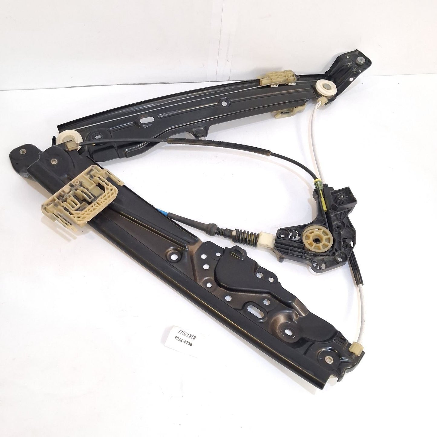 2011-2016 BMW 528I Front Left Door Window Regulator Mechanism 71821319