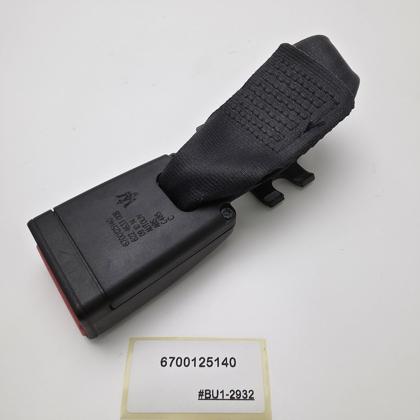 2014-2019 Maserati Quattroporte Rear Middle Center Seat Belt Buckle 6700125140