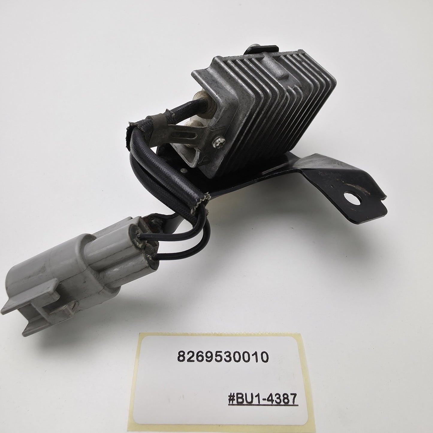 1998-2005 Lexus GS300 DAYTIME RUNNING LIGHT RESISTOR 8269530010
