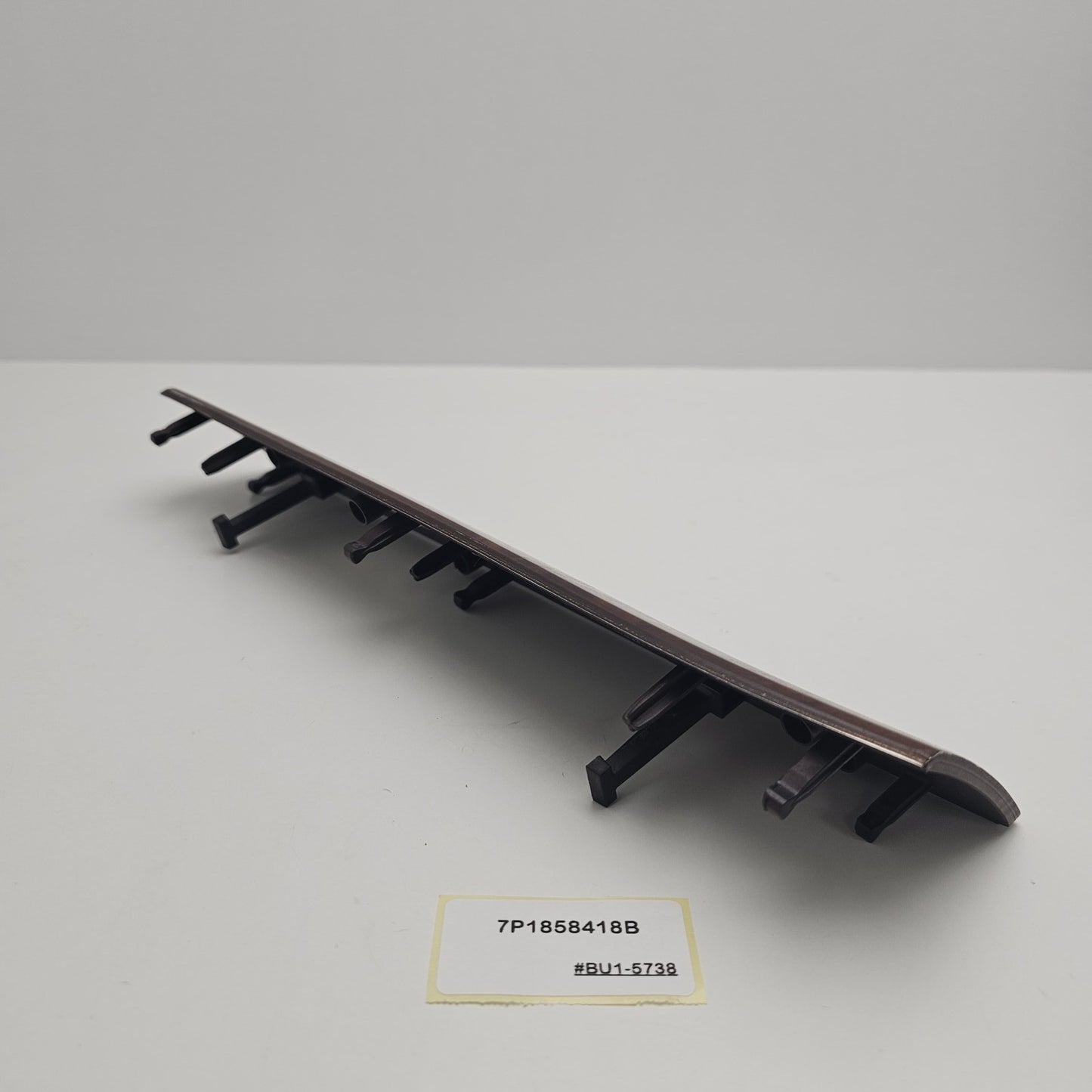 2011-2018 Volkswagen Touareg Dashboard Trim 7P1858418B