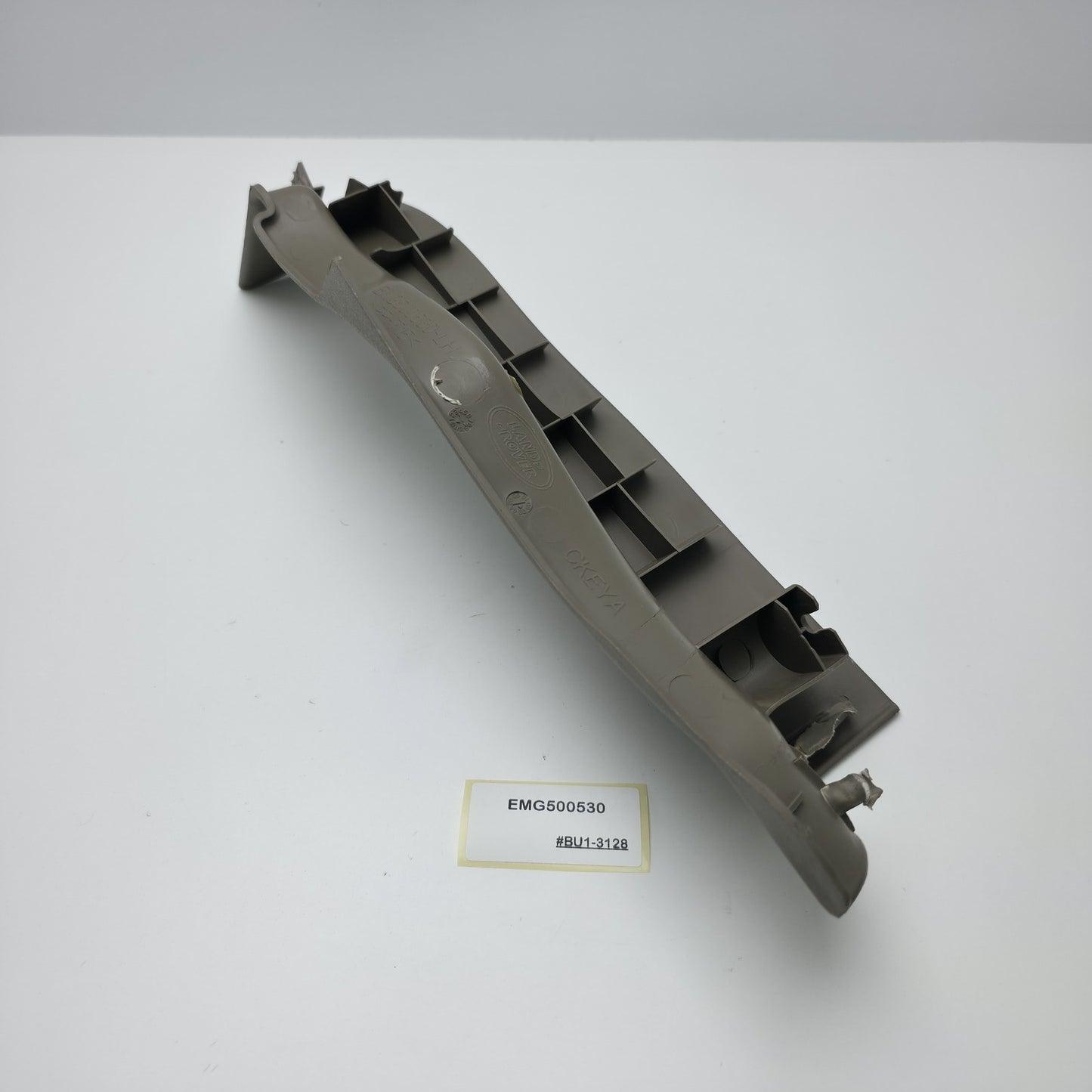 2007-2009 Land Rover Range Rover Sport LOAD SPACE SIDE PANEL EMG500530