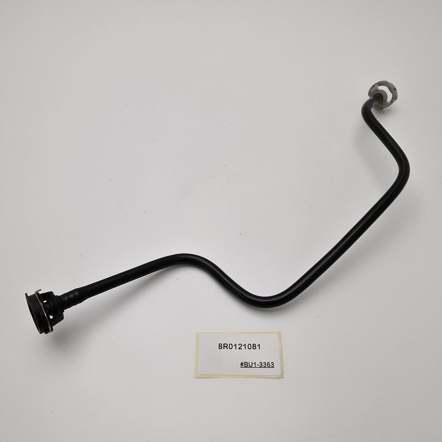 2009-2017 Audi Q5 Expansion Tank Hose 8R0121081