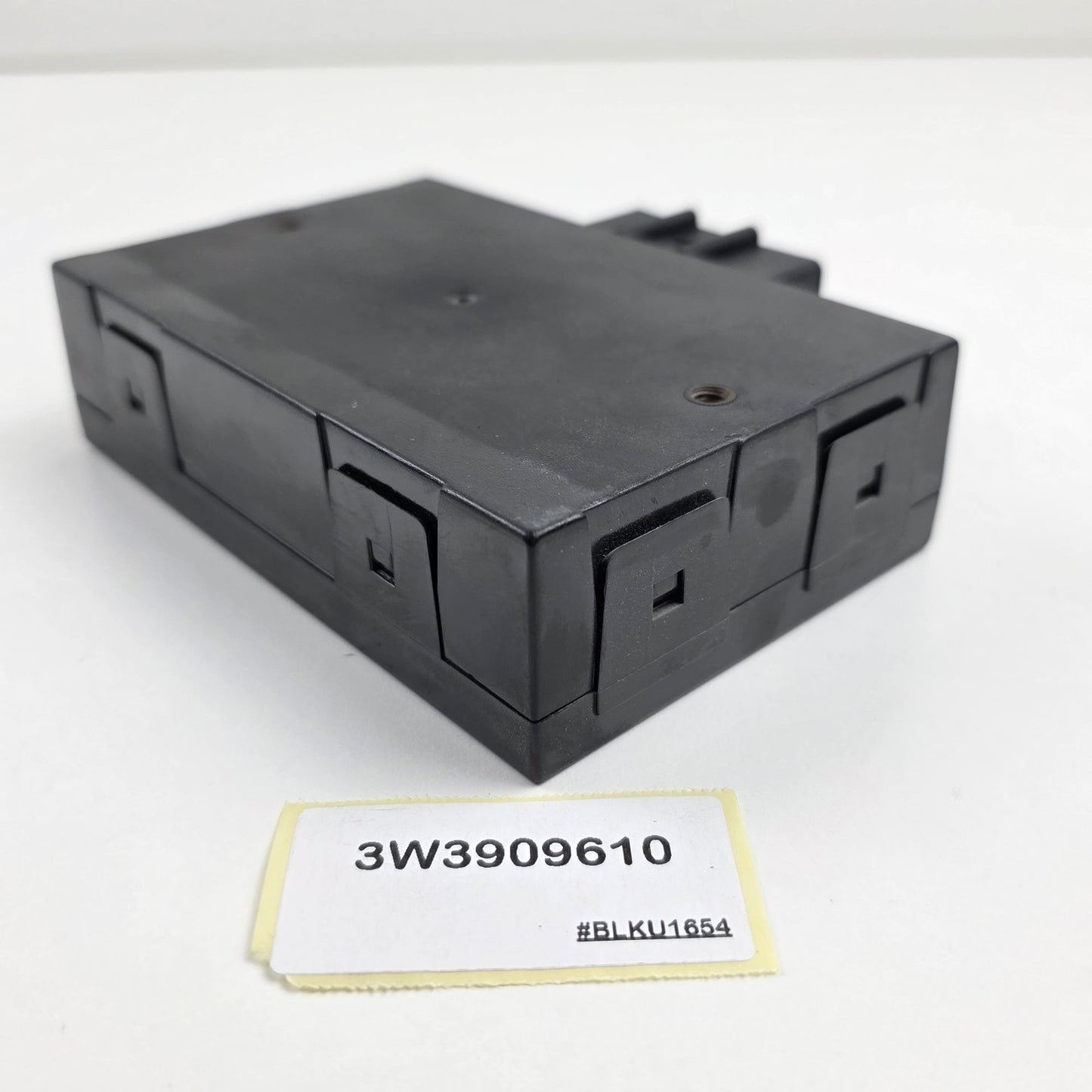 2011-2018 Bentley Continental GT Control Unit For Opening Boot Lid 3W3909610
