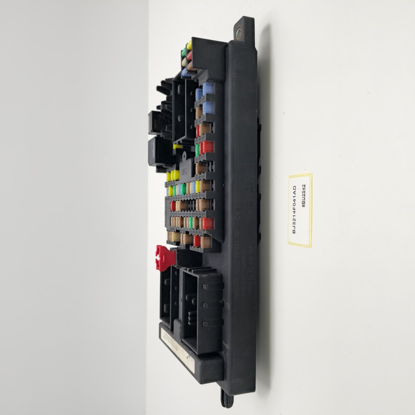 2012-2015 Land Rover Range Rover Evoque L538 Fuse Box BJ3214F041AD