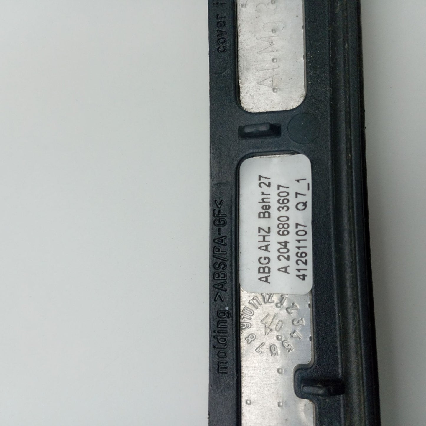 2008-2011 Mercedes-Benz W204 Climate Control Trim Bezel A2046803607