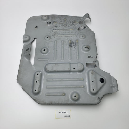 2002-2009 Mercedes-Benz E-Class Front passenger leg support holder A2116840137