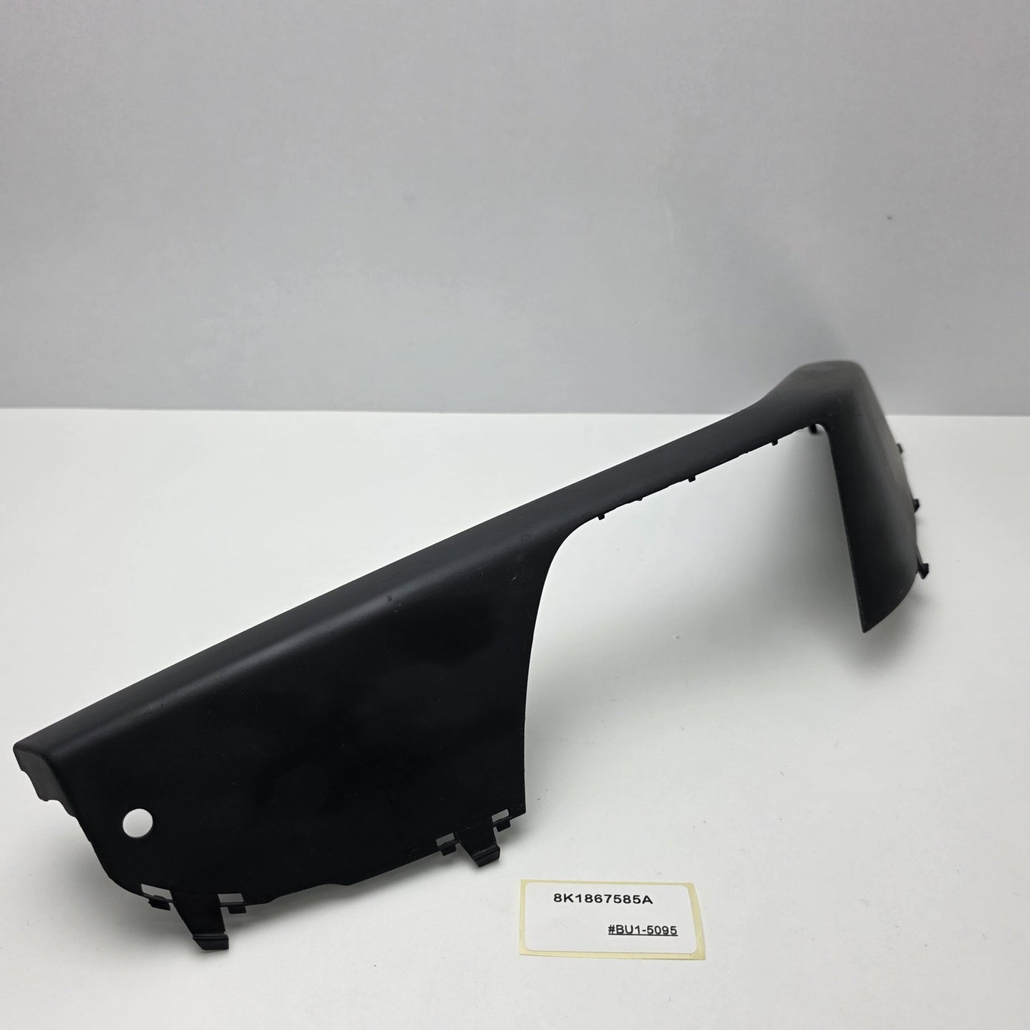 2016 Audi Q5 Front LEFT DOOR Armrest TRIM Panel 8K1867585A