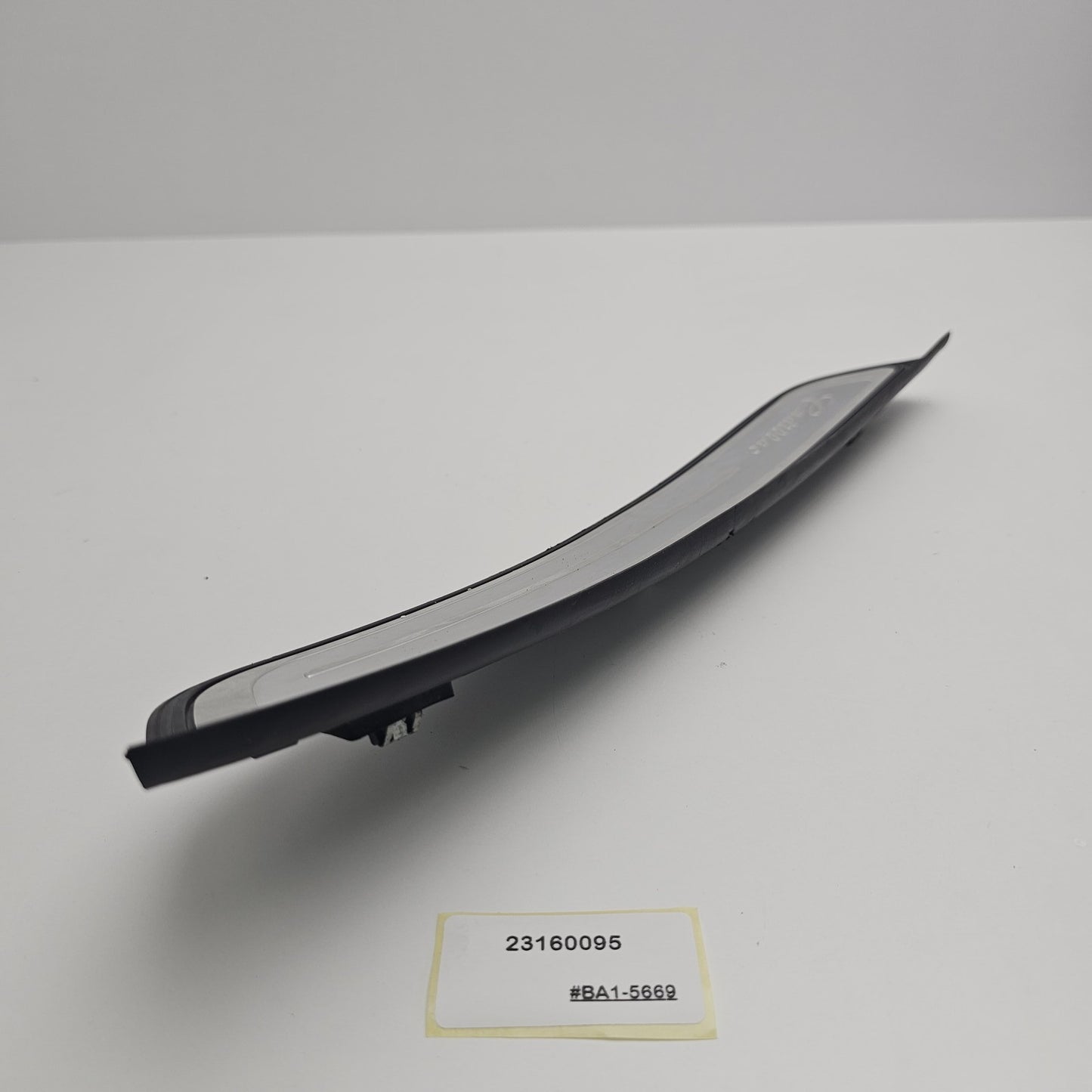 2014-2019 Cadillac CTS Driver Side Rear Door Sill Trim Plate 23160095