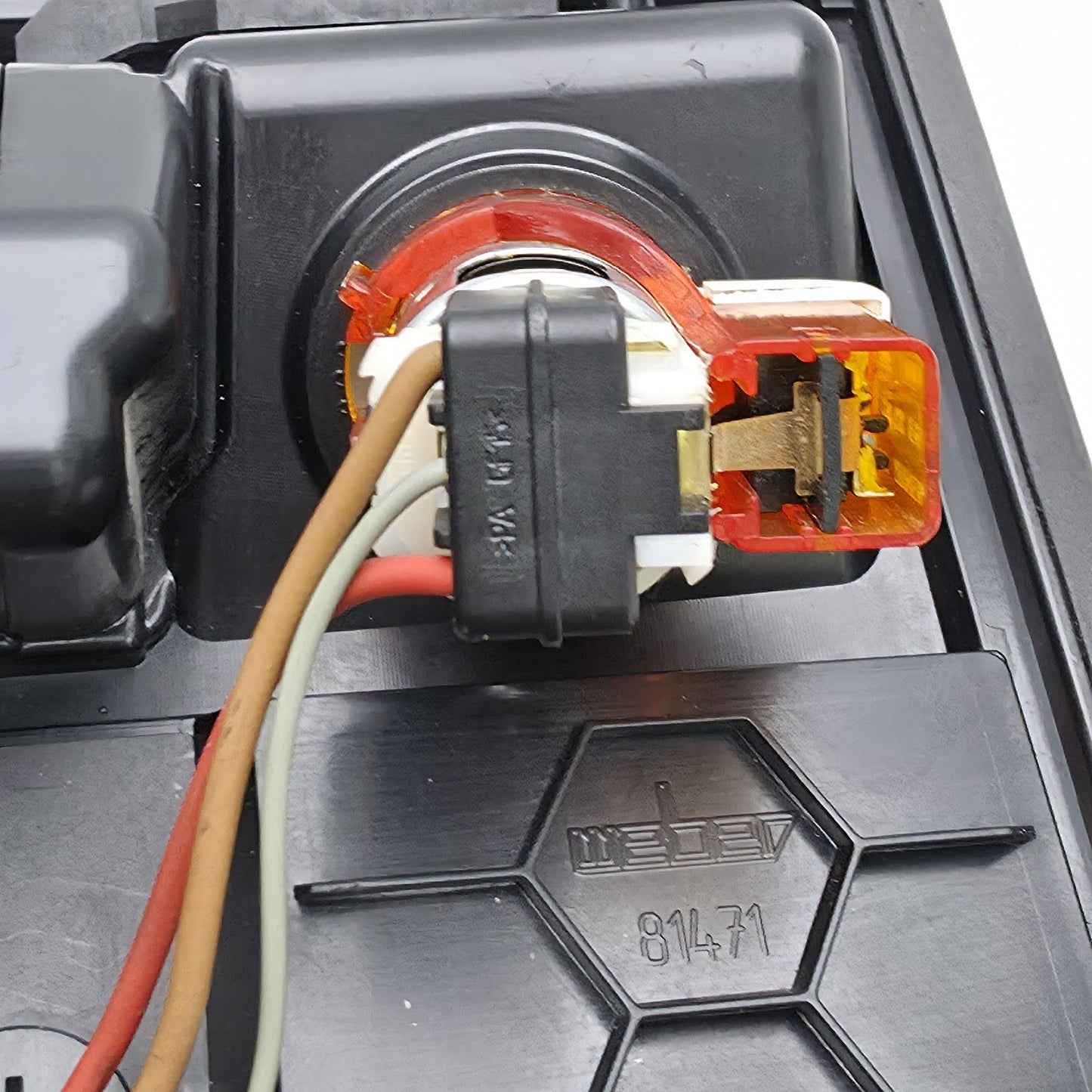 2007-2015 Audi Q7 Ash Tray Cover 4L0857965