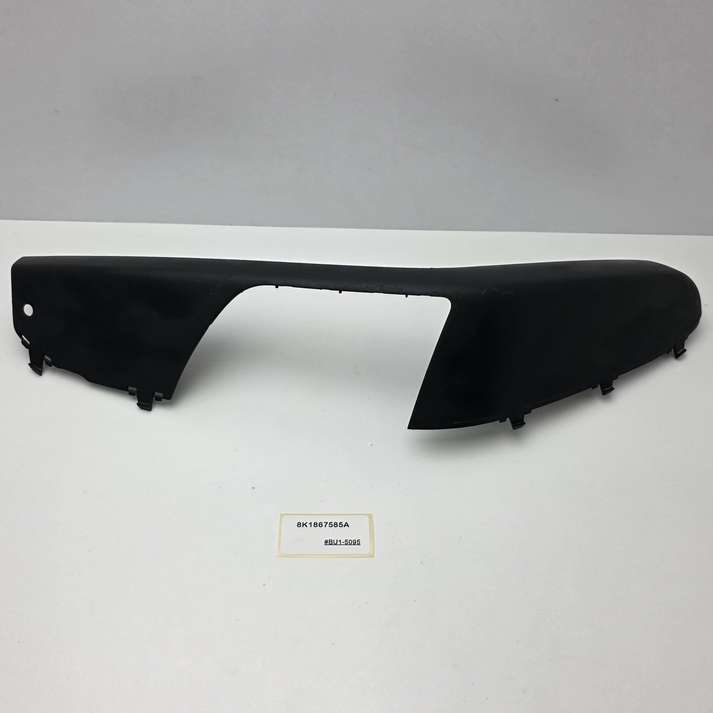2016 Audi Q5 Front LEFT DOOR Armrest TRIM Panel 8K1867585A