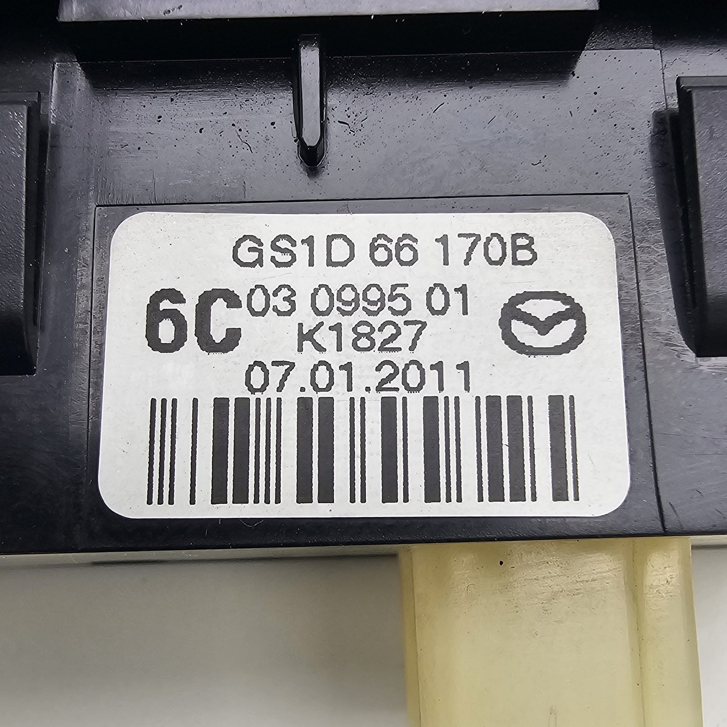2008-2013 Mazda 6 Switch Cluster GS1D66170B