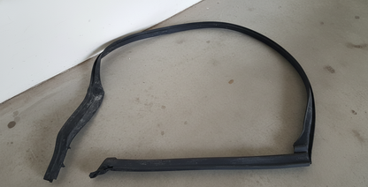 2011–2016 BMW 520i Rear Left Roof Door Seam Seal USED OEM 51357182303