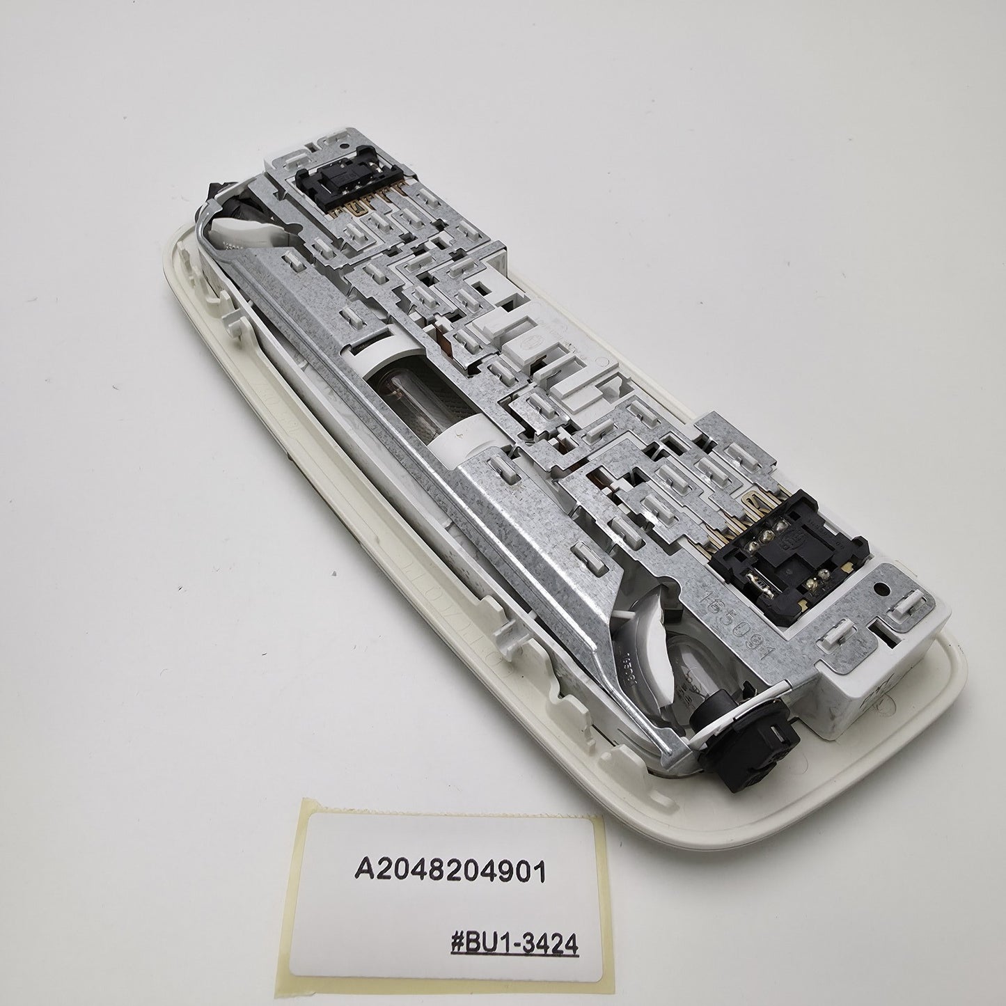 2008-2014 Mercedes C250 Rear Overhead Dome Light A2048204901