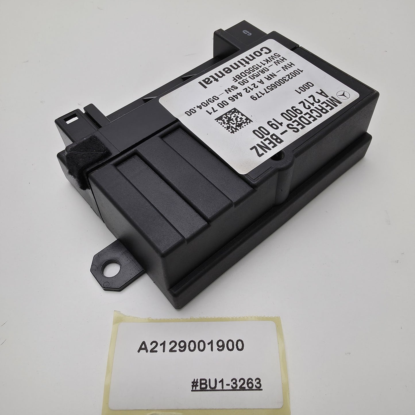 2010-2014 Mercedes-Benz E-Class Fuel Pump Control Unit A2129001900