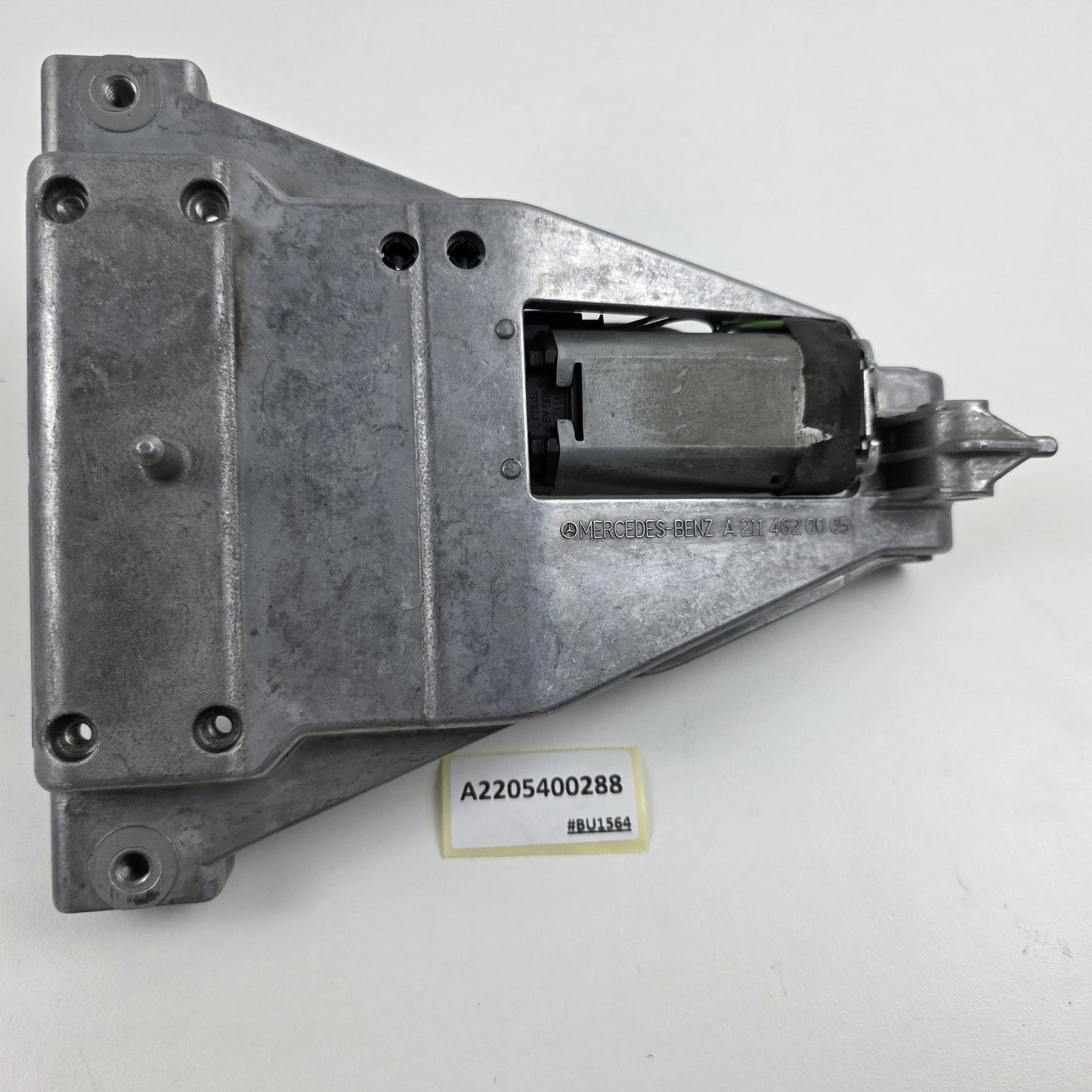 2001-2007 Mercedes-Benz W203 Steering Column Height Adjustment Motor A2205400288