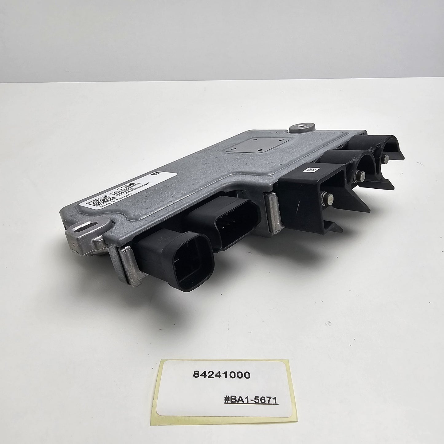 2016-2018 Cadillac ATS Multifunction Energy Storage Capacitor Module 84241000