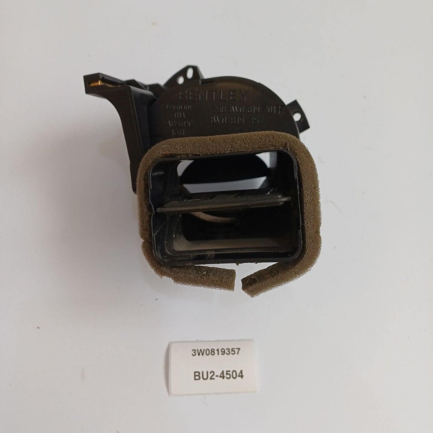 2003-2012 Bentley Continental GTC Dash Air Vent 3W0819357