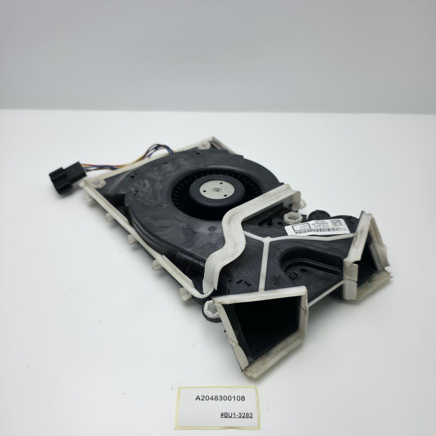 2009-2013 Mercedes-Benz E Heater Blower Center Console Motor A2048300108