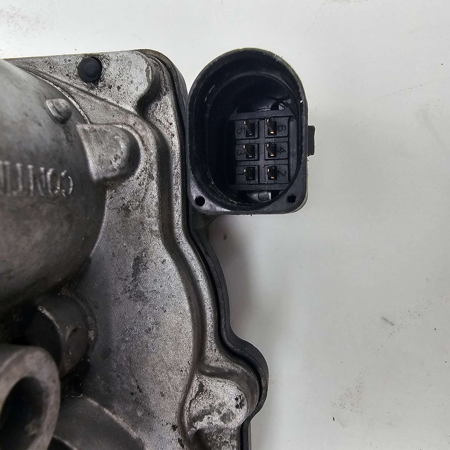 2017-2020 Bentley Bentayga Throttle Body 07P133062A