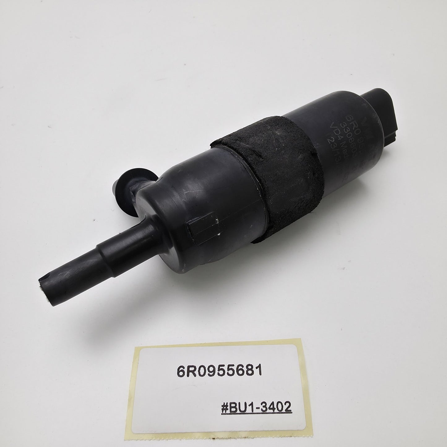 2016 Volkswagen Golf R Washer Pump 6R0955681