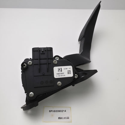 2007-2008 Chevrolet Suburban Throttle Pedal 6PV93390214