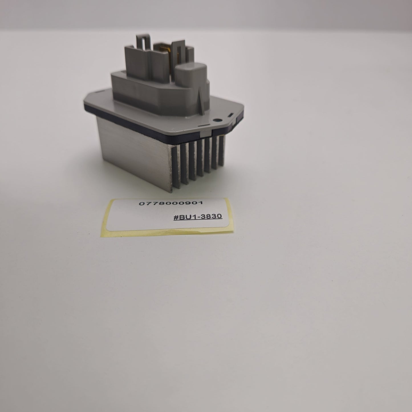 2005-2016 Land Rover Discovery Blower Motor Resistor 0778000901