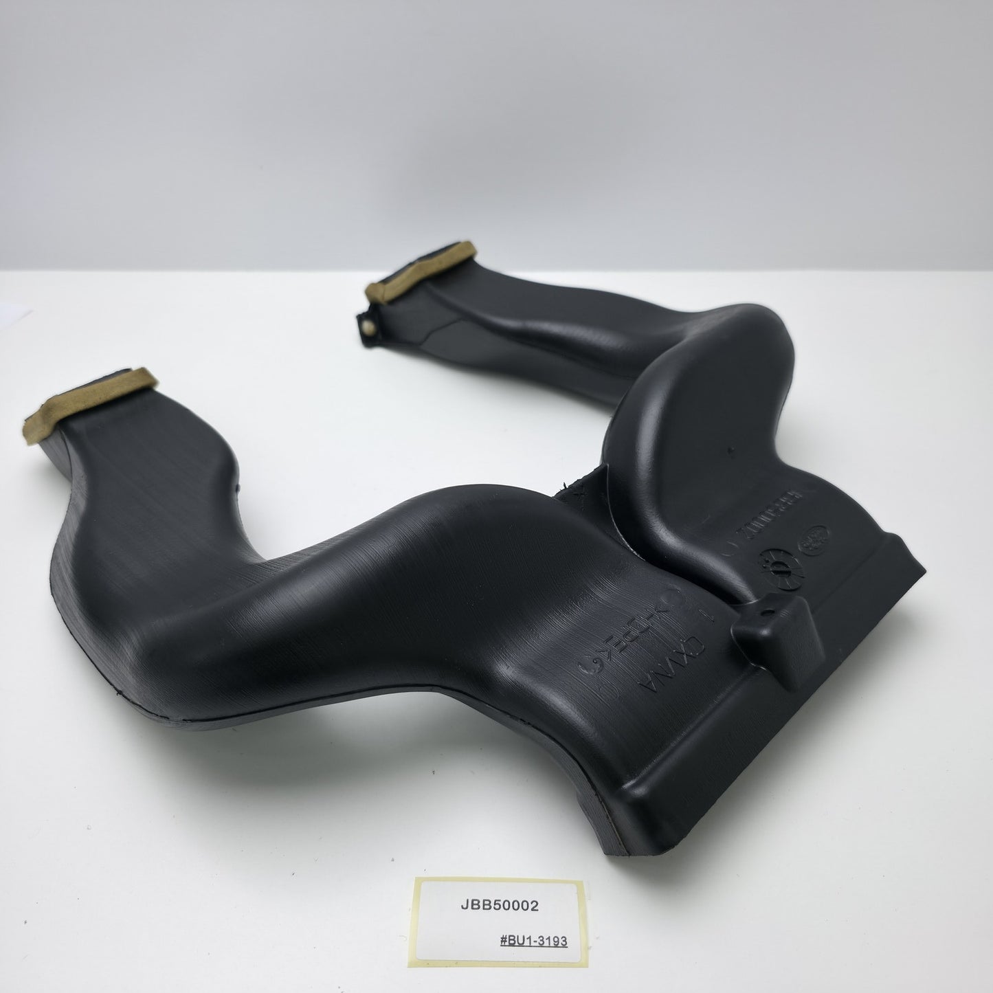 2006-2008 Land Rover Discovery 3 CONSOLE AIR DUCT JBB50002