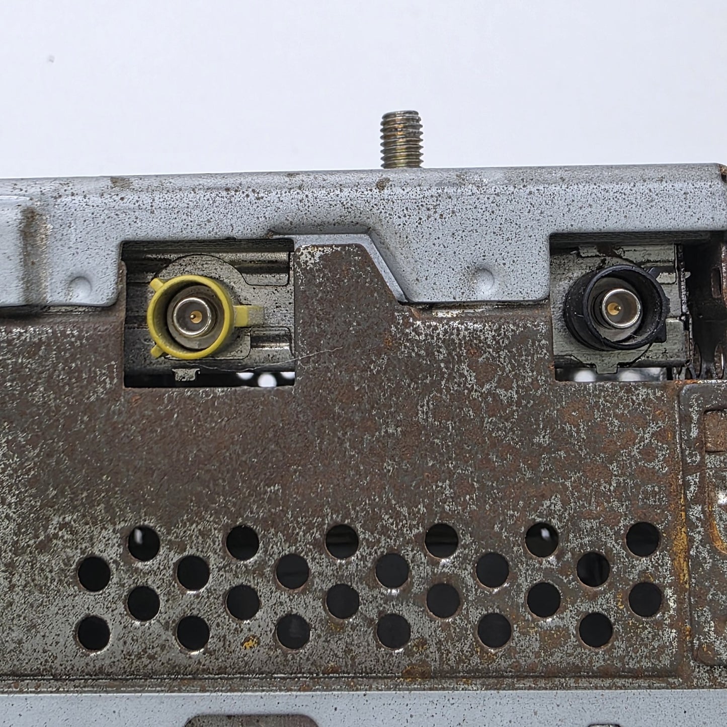 2003 Mercedes-Benz S-Class AMPLIFIER AUDIO GATEWAY A2208272842