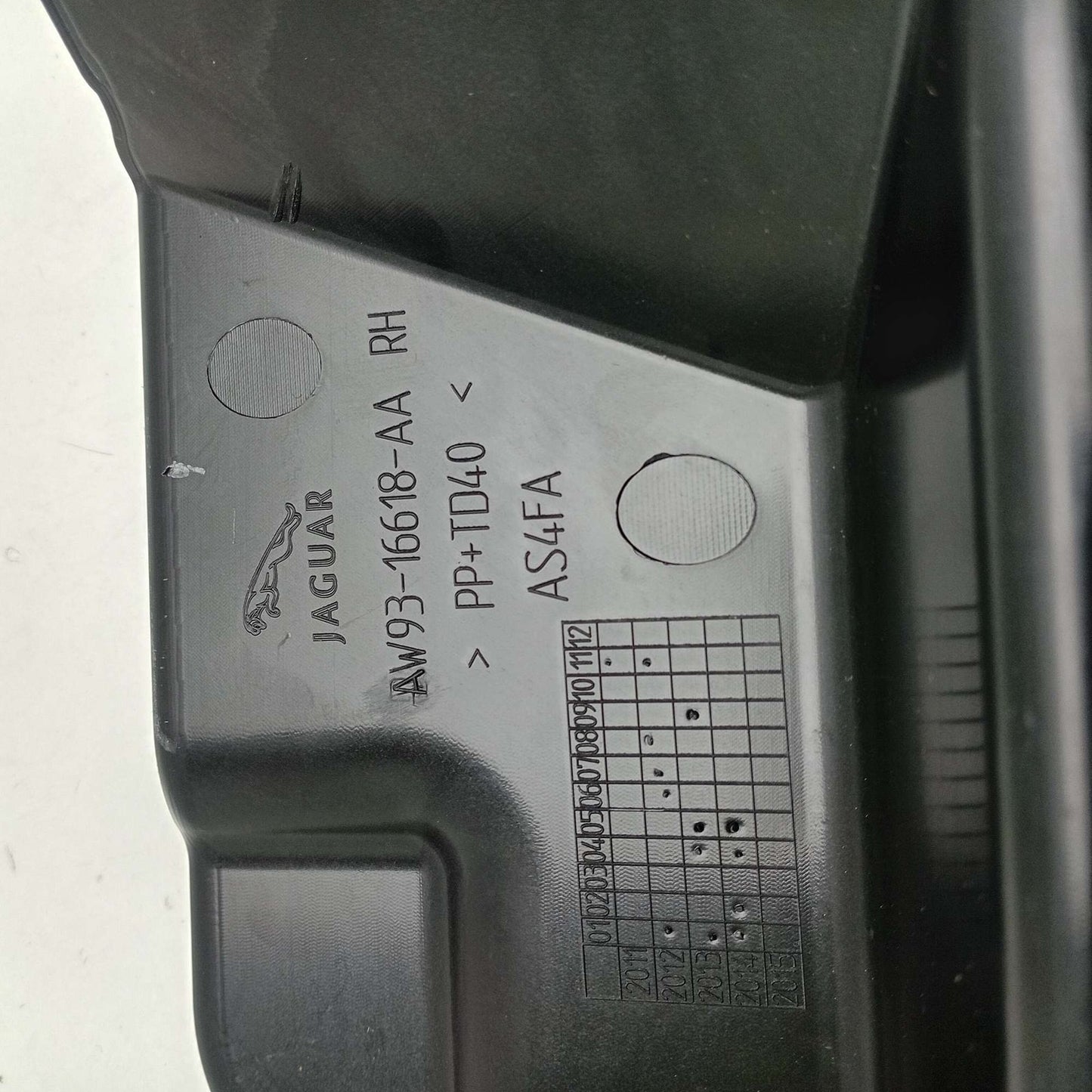 2013-2014 Jaguar XJ Rear Right Trunk Upper Trim Element AW9316618AA