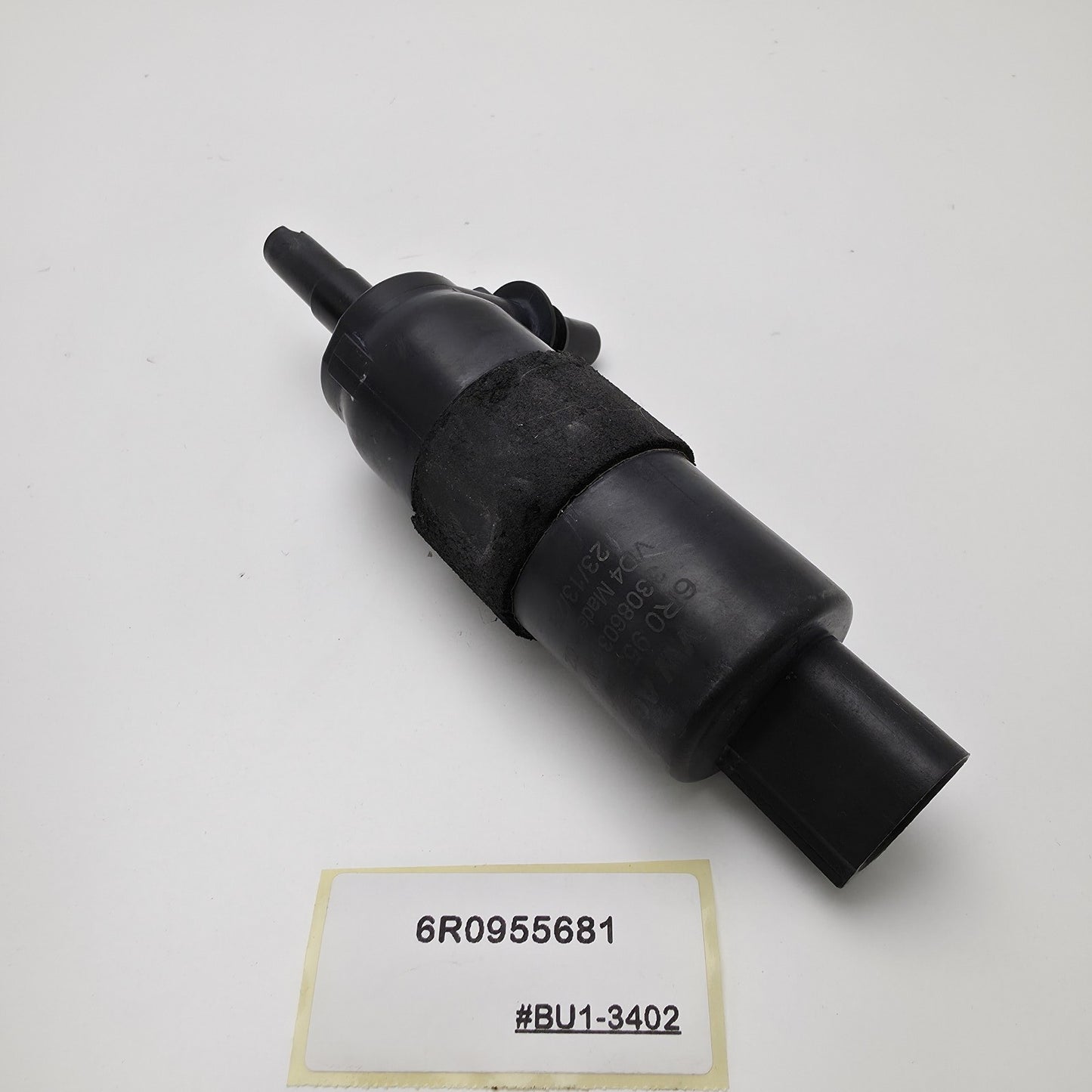 2016 Volkswagen Golf R Washer Pump 6R0955681