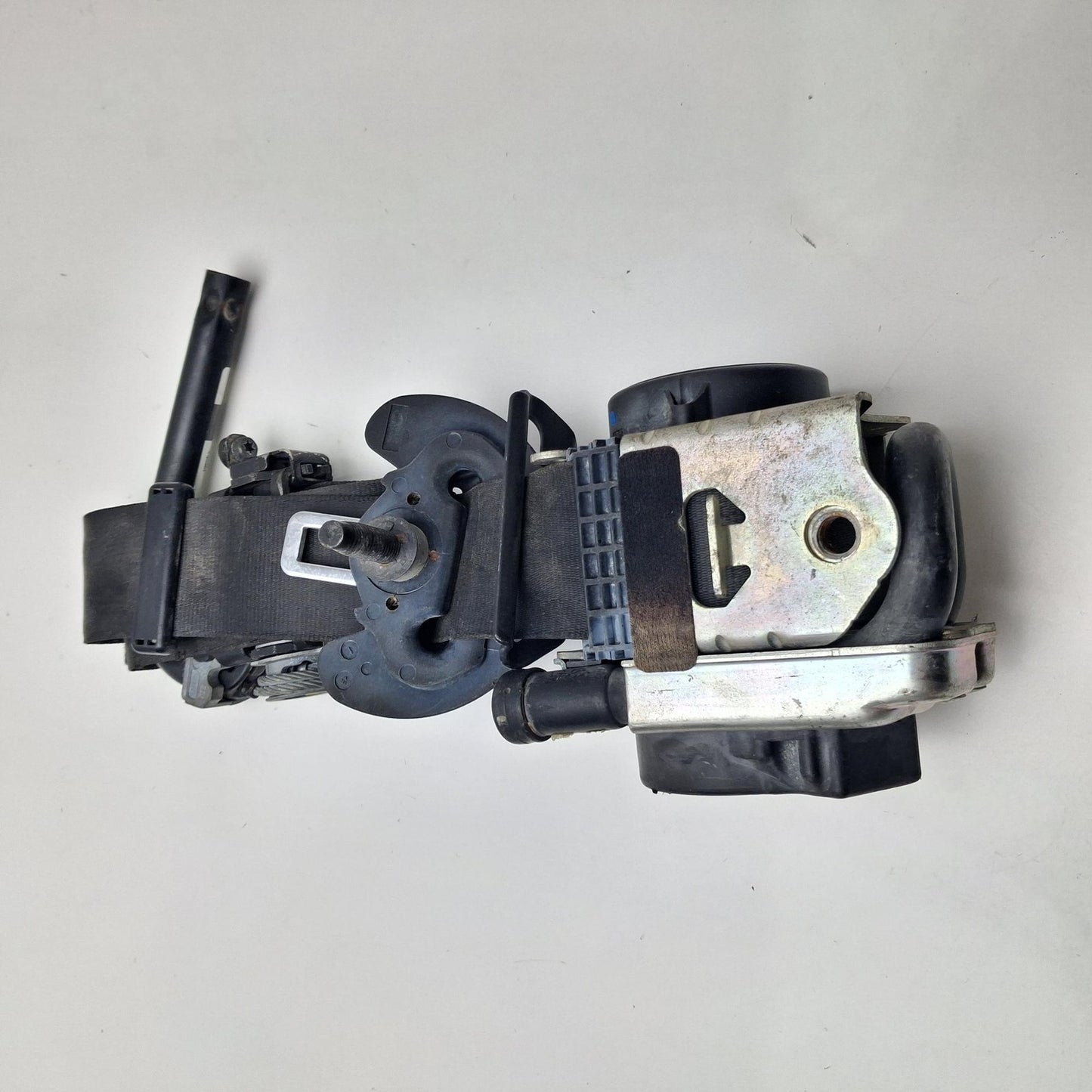 2018-2020 BMW X1 Front Seat Belt Right Side 622736100