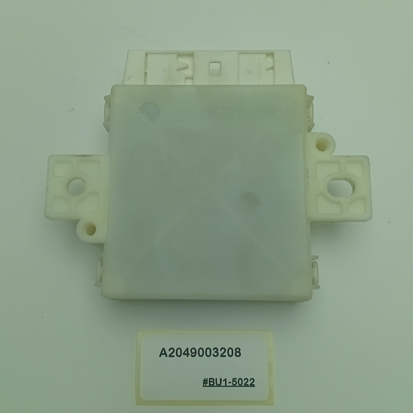 2011 Mercedes-Benz C-Class PDC Control Unit A2049003208
