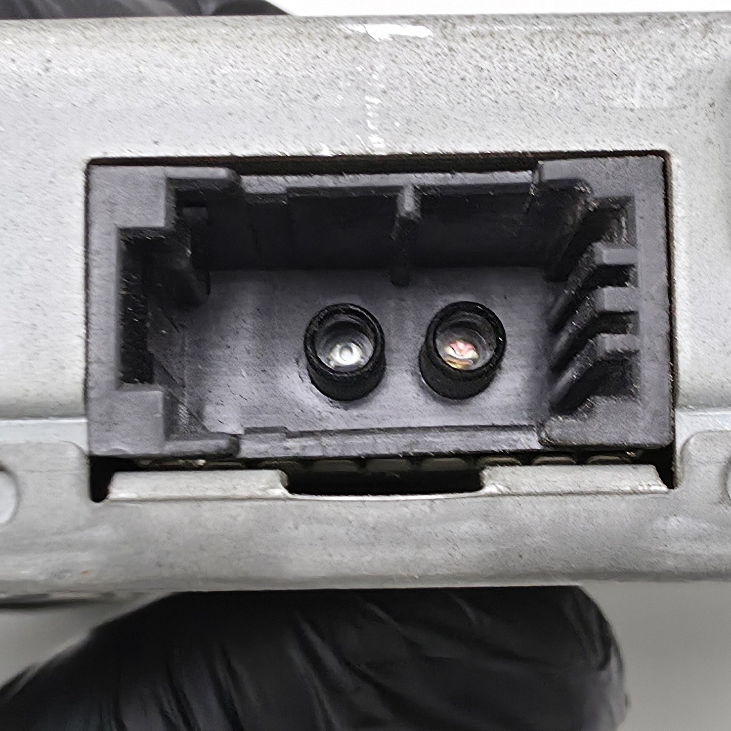 2007-2013 Mercedes-Benz S550 Multimedia Interface Control Module A2049000300